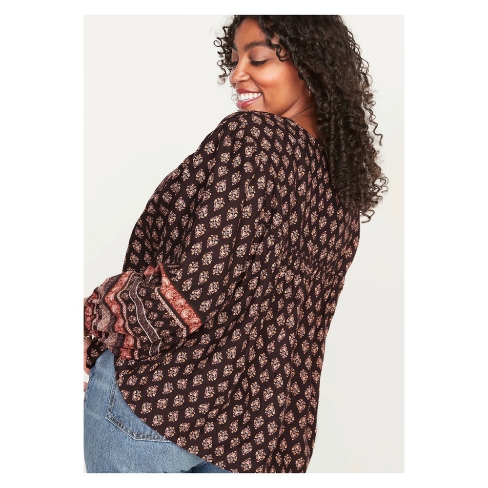 - Long-Sleeve Smocked Printed Poet Blouse for Women XL